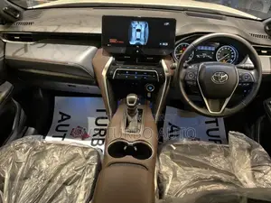 Toyota Harrier 2021 Pearl