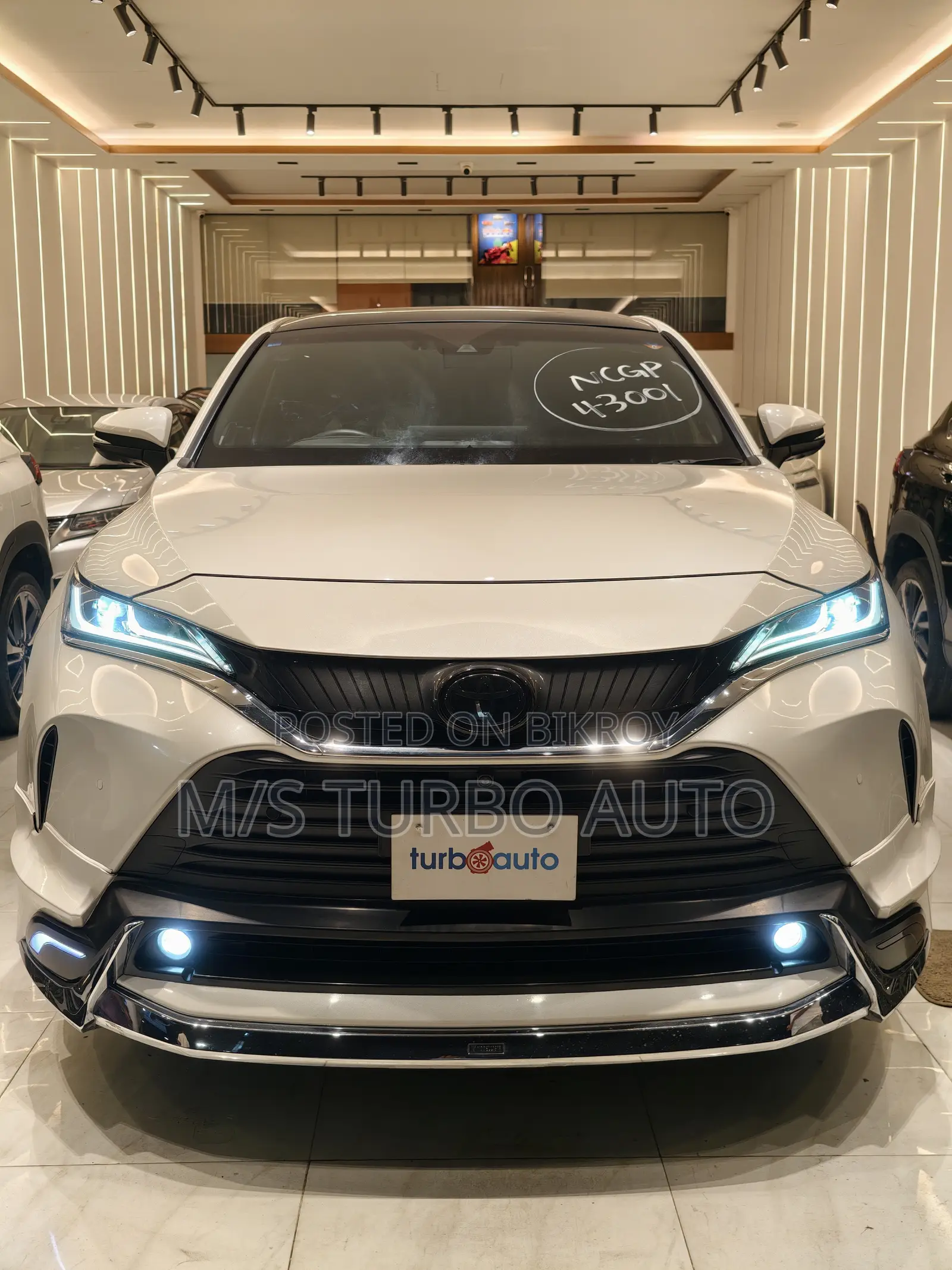Toyota Harrier 2021 Pearl
