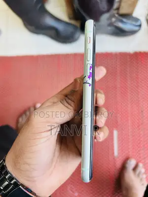 Apple iPhone 11 128 GB Gray