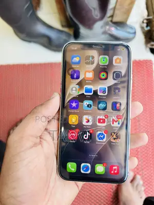 Apple iPhone 11 128 GB Gray