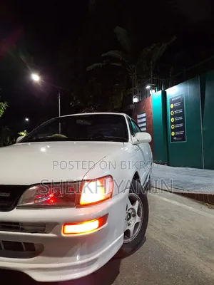 Toyota Corolla Automatic 1995 White
