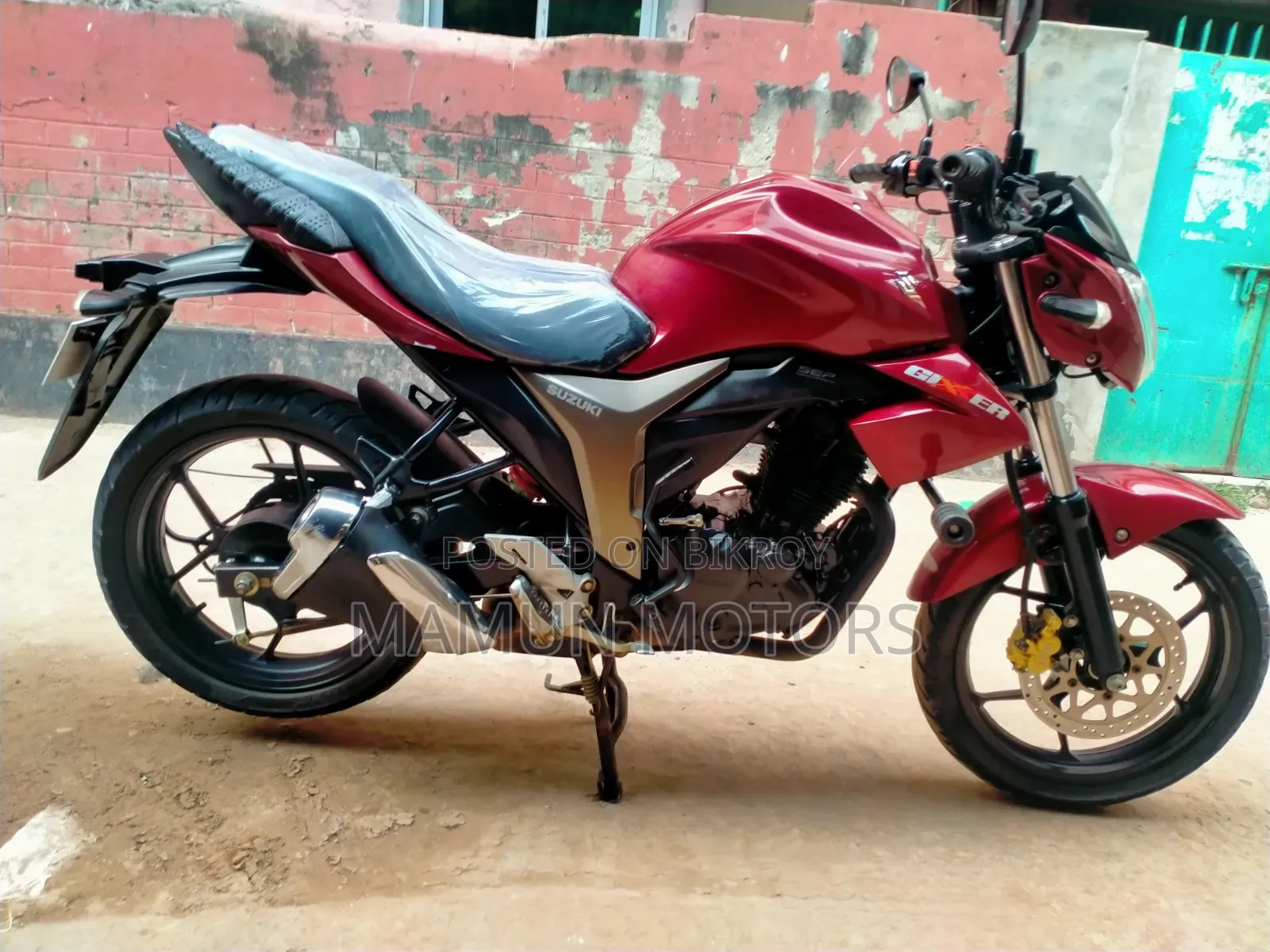 Suzuki Gixxer 2023 Red