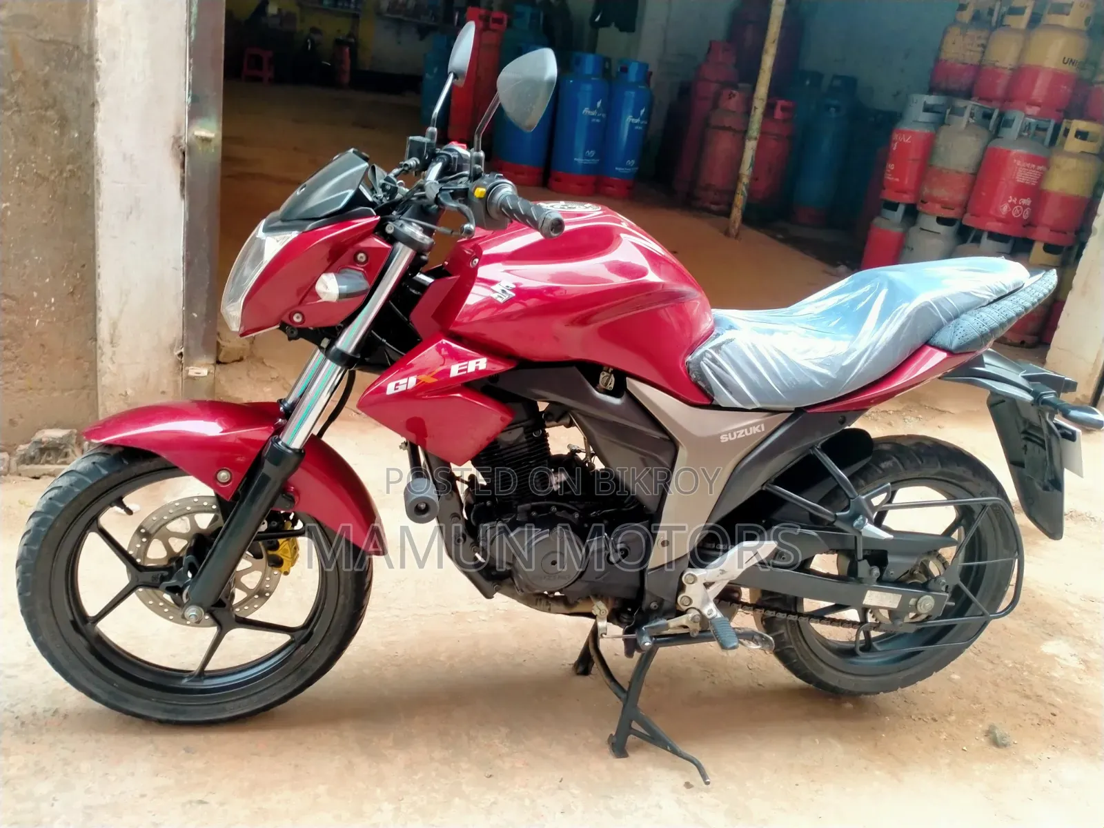 Suzuki Gixxer 2023 Red