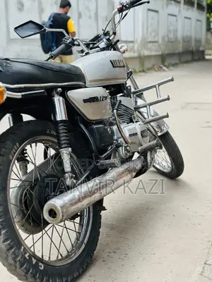 Yamaha 1986 Gray