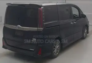 Toyota Noah 2021 Black