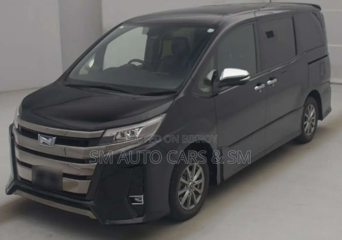 Toyota Noah 2021 Black