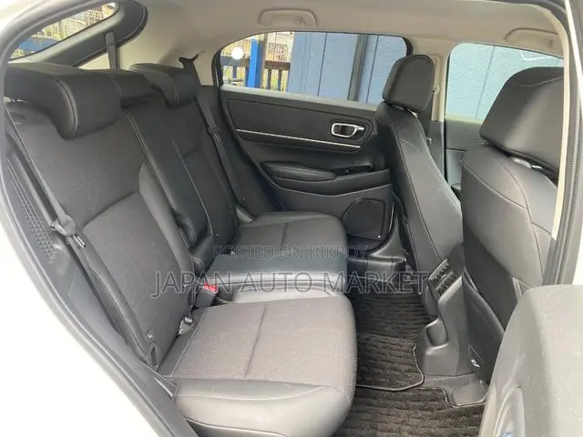 Honda Vezel 2021 Pearl