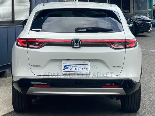 Honda Vezel 2021 Pearl
