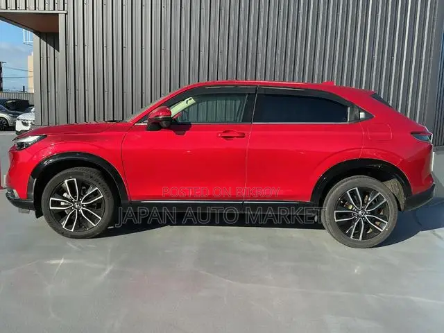 Honda Vezel 2021 Red