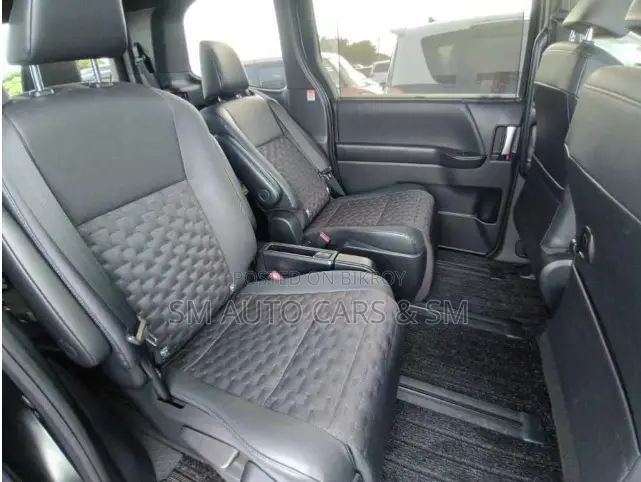 Toyota Voxy 2022 Black