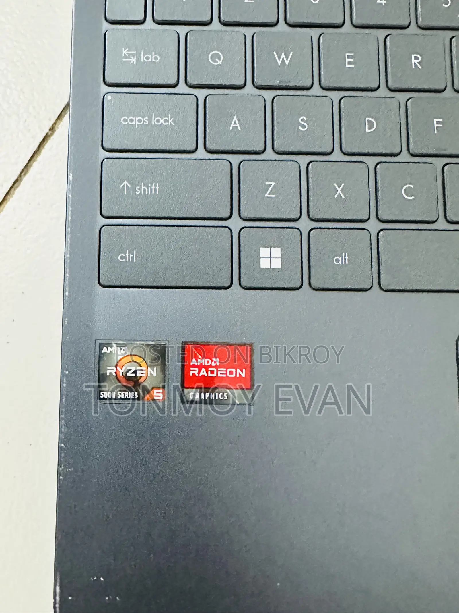 Laptop MSI Modern 14 8GB AMD Ryzen 5 SSD 128GB