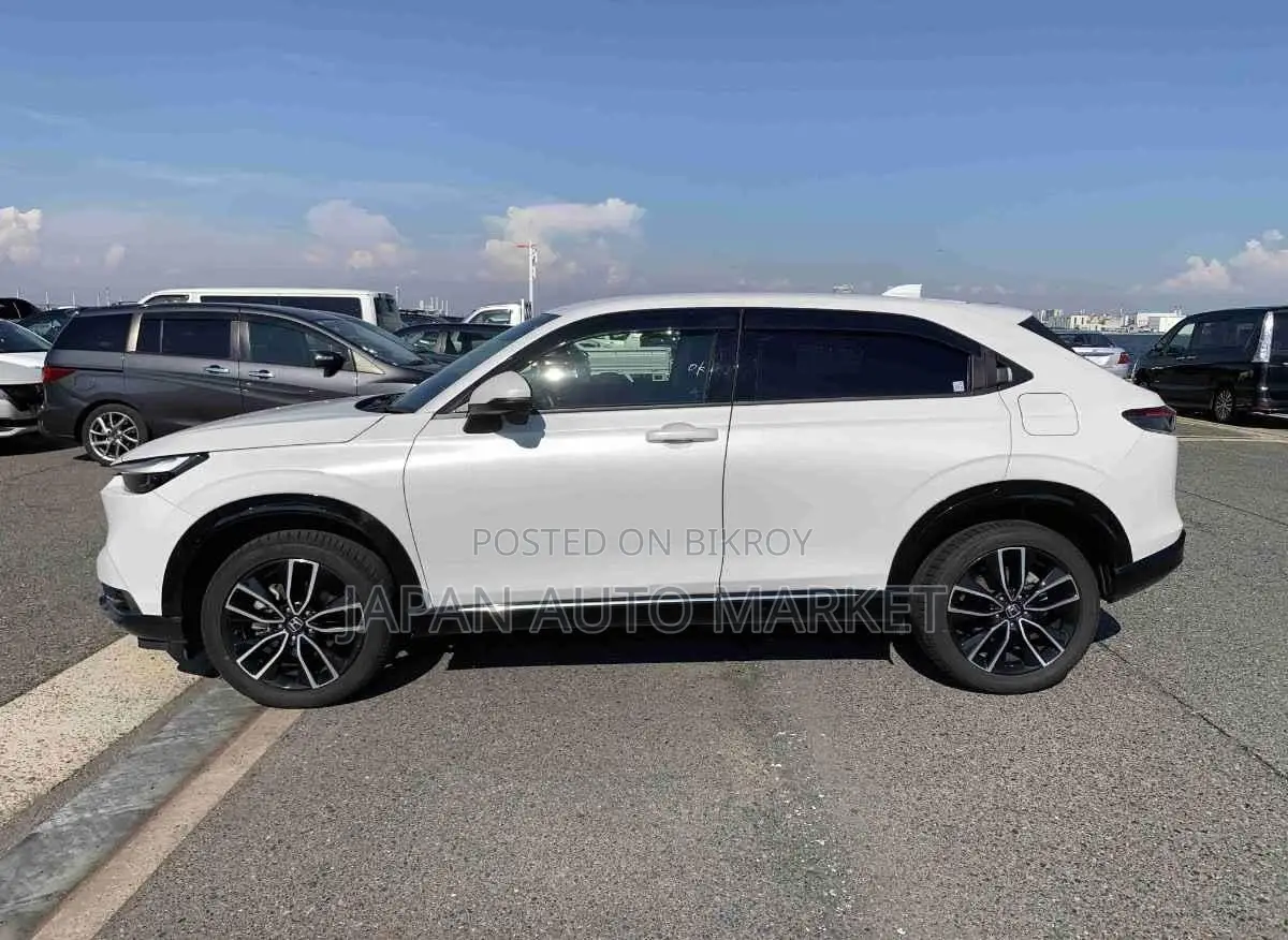 Honda Vezel 2021 Pearl