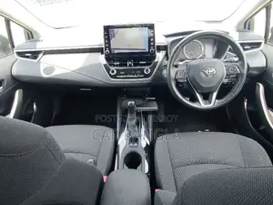 Toyota Corolla L 2021 Pearl