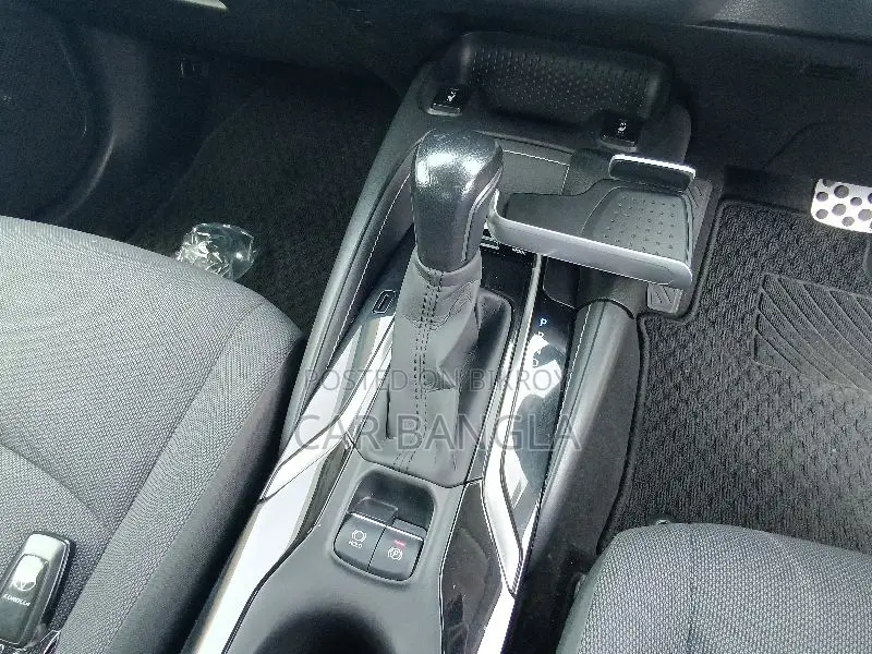 Toyota Corolla L 2021 Pearl