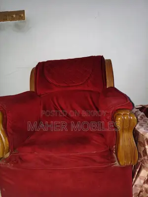 Maroon Sofa Set (5pcs)
