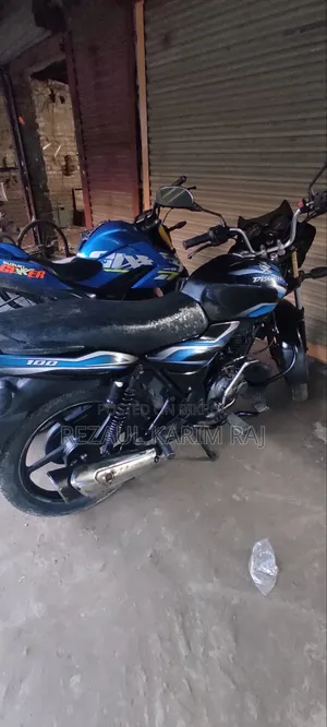 Bajaj Discover 100 2015 Black