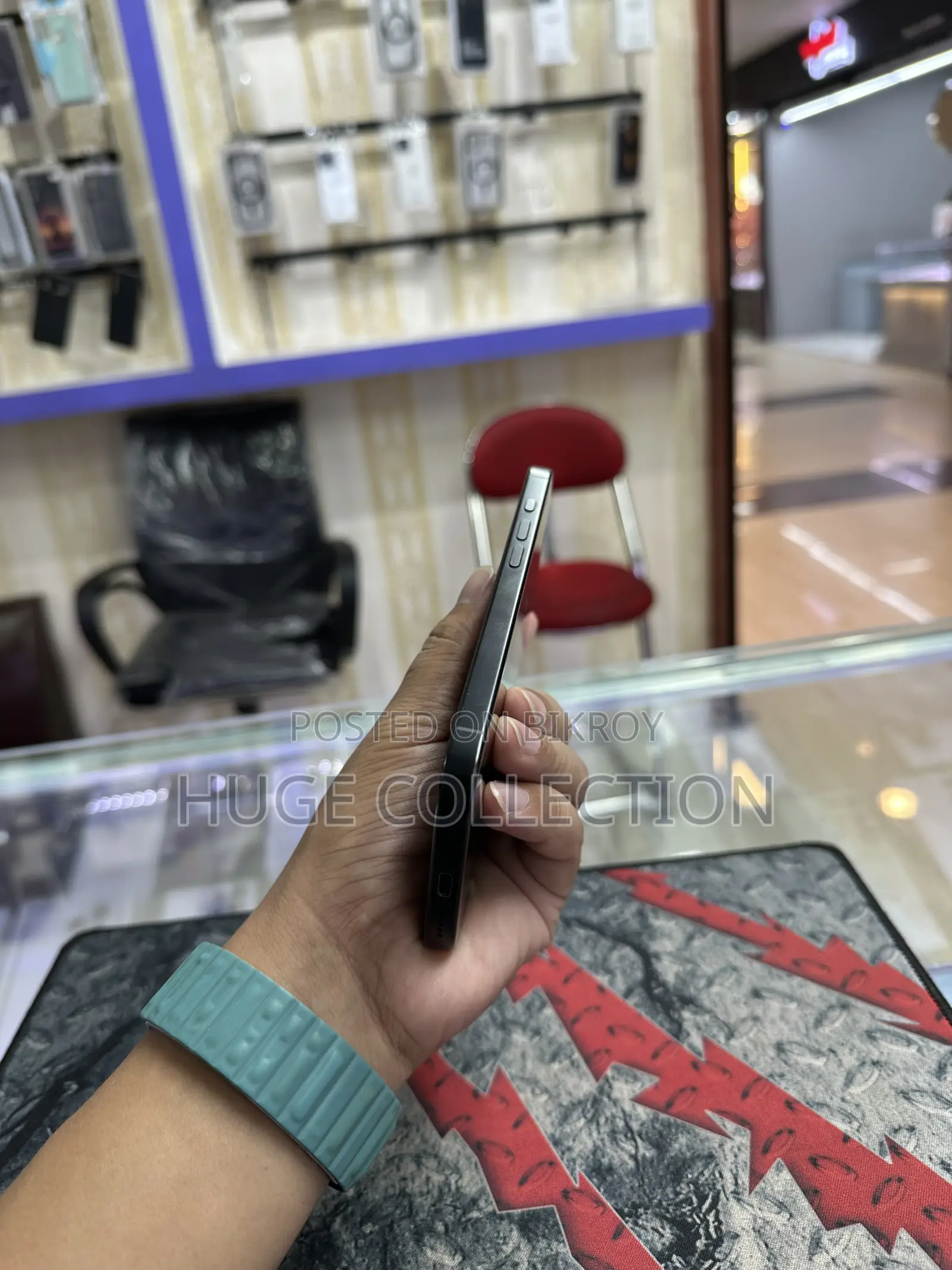 Apple iPhone 16 Pro 128 GB Black