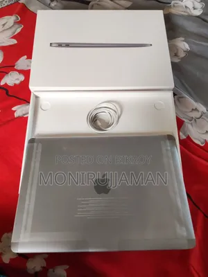 New Laptop Apple MacBook Air 2020 M1 8GB Apple M1 SSD 256GB