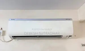 Daikin 1.5 Ton Premium Inverter AC