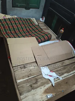 সেমি ডাবল চৌকি ও সিঙ্গেল তোশক