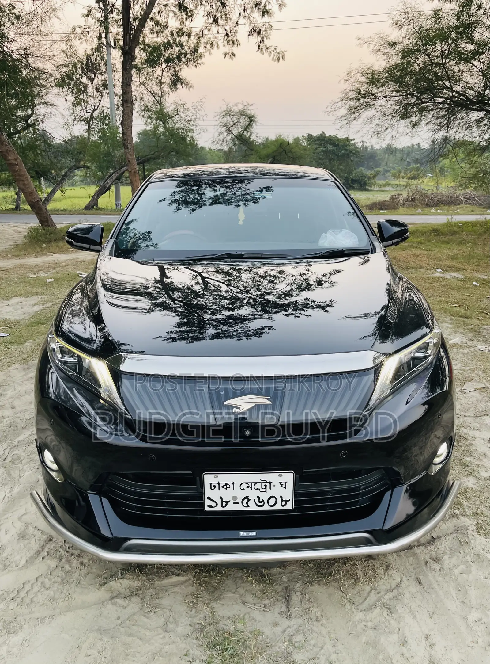 Toyota Harrier 2.0 2014 Black