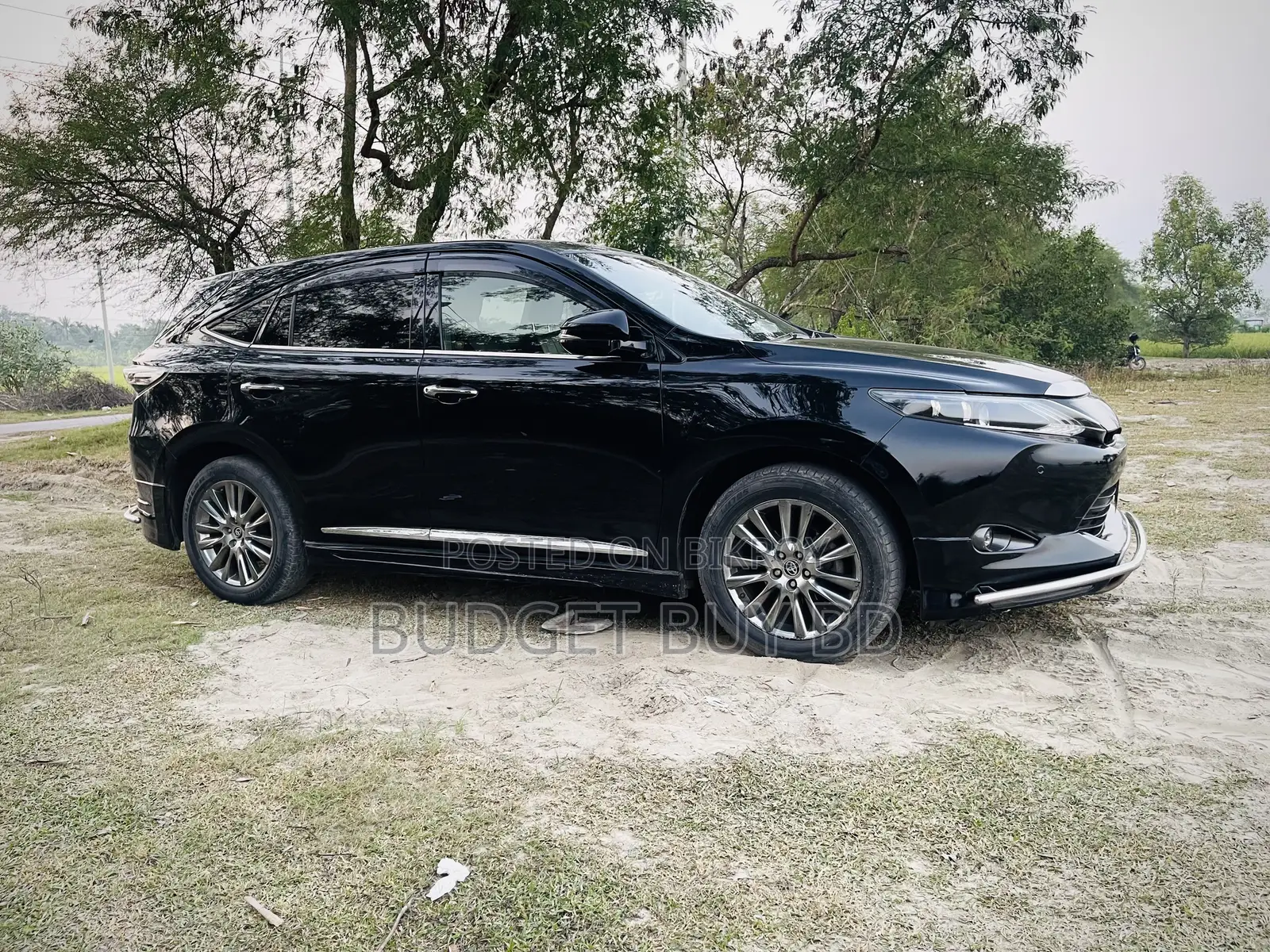Toyota Harrier 2.0 2014 Black