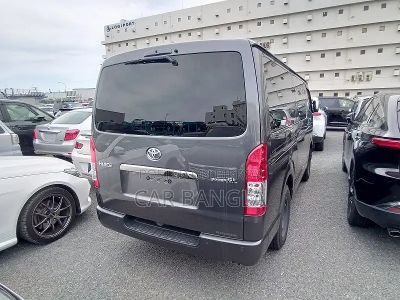 Toyota HiAce 2021 Grey