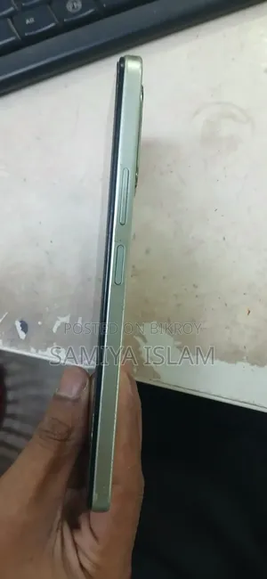 iQOO Z9x 128 GB Green