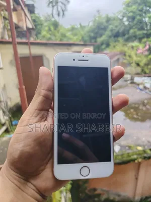 Apple iPhone 8 64 GB Gold