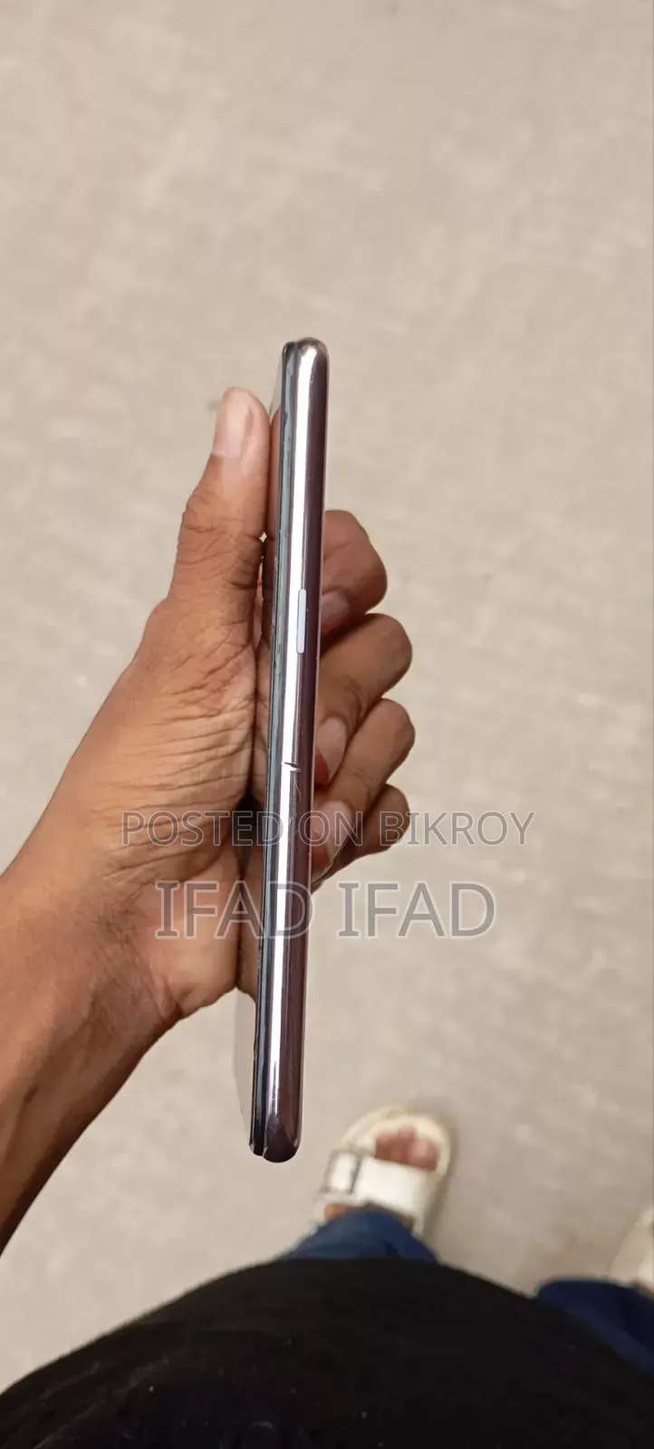 Oppo A3s 64 GB