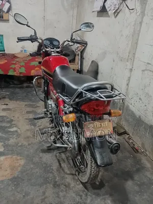 Hero Dawn 100 2012 Red