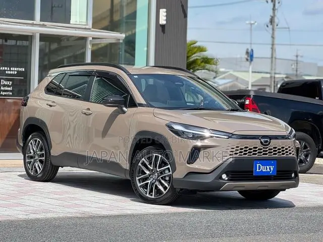 Toyota Corolla Cross 2025 Brown