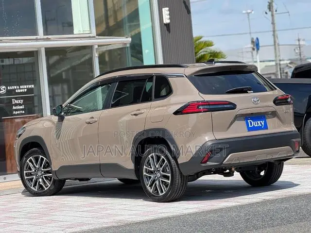 Toyota Corolla Cross 2025 Brown