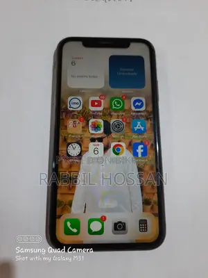 Apple iPhone 11 64 GB Black