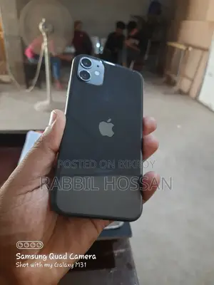 Apple iPhone 11 64 GB Black