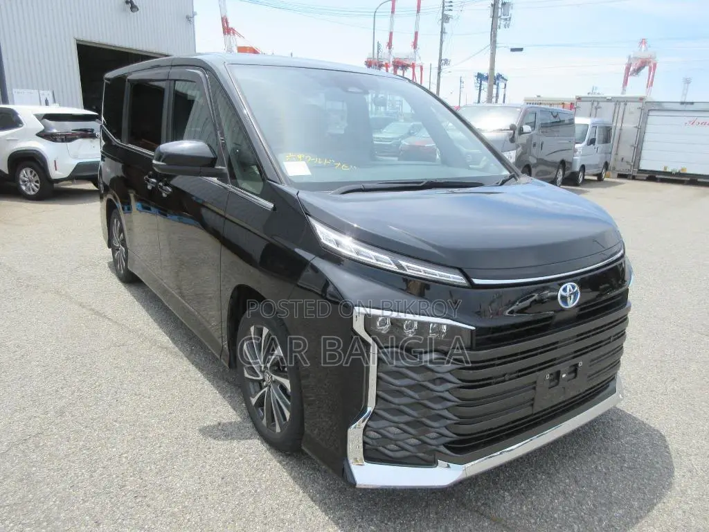 Toyota Voxy 2023 Black