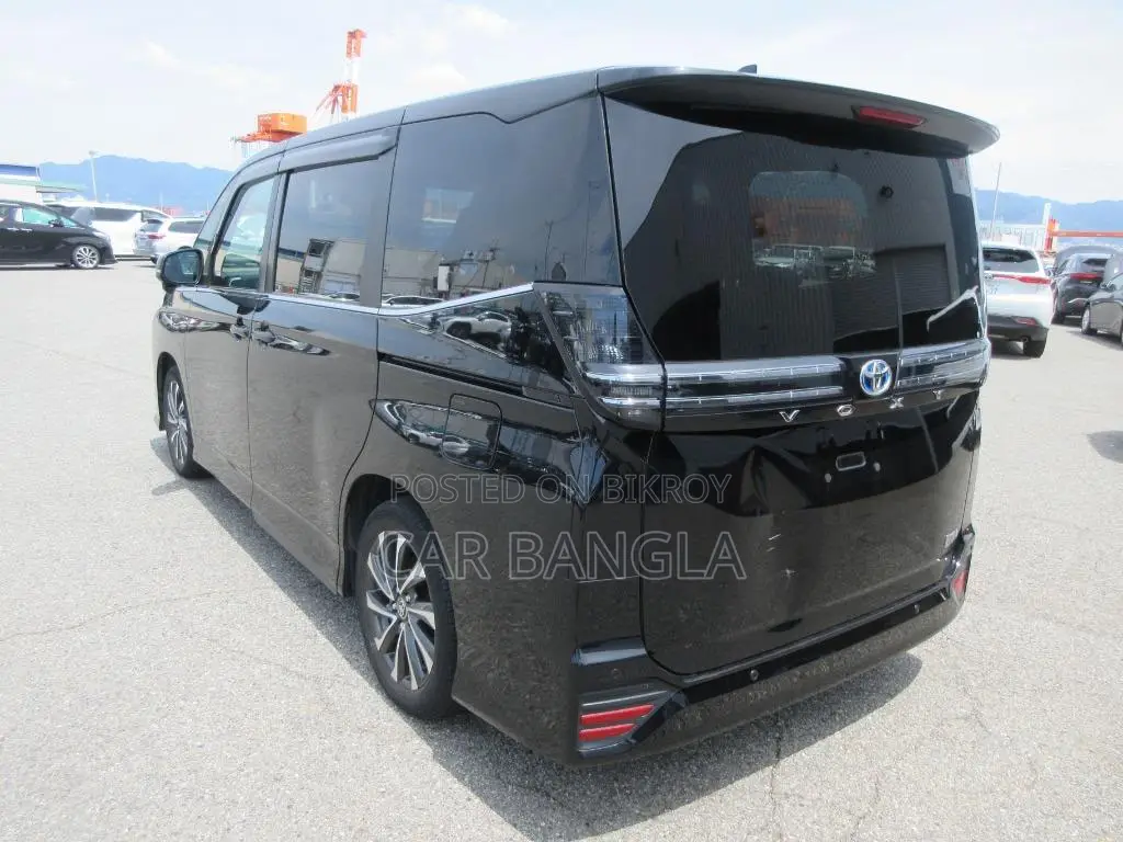 Toyota Voxy 2023 Black