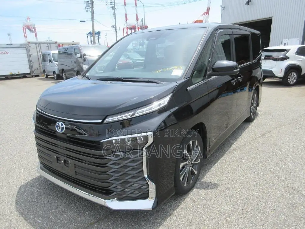 Toyota Voxy 2023 Black