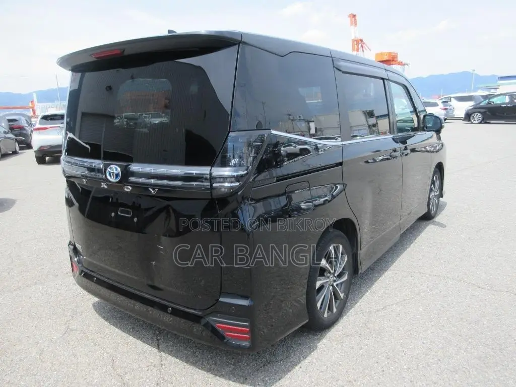 Toyota Voxy 2023 Black