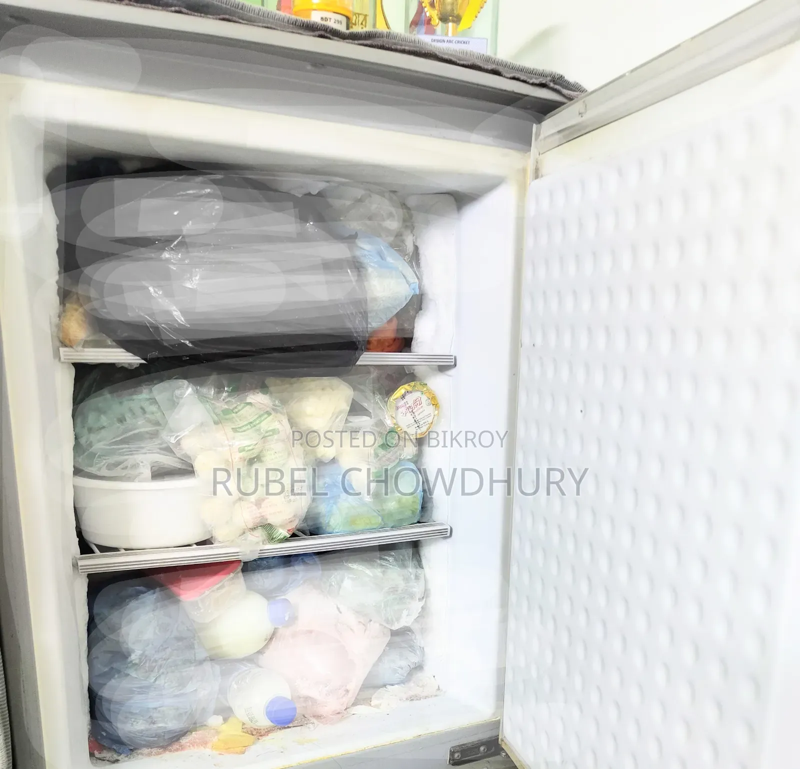 Walton Fridge - Running (Well Maintained)
