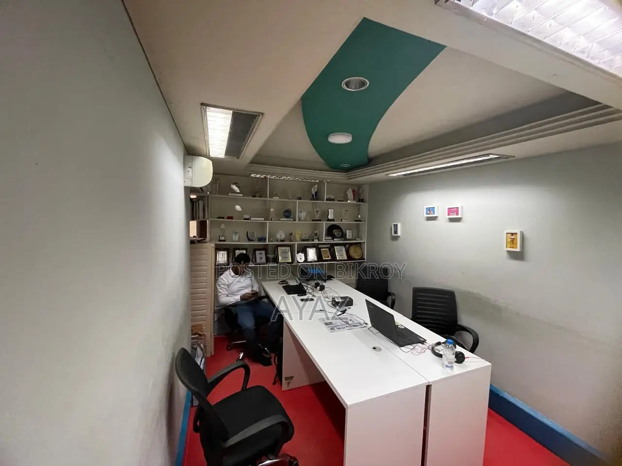 Office Space for Rent at Dhanmondi 1 Beside Beltower
