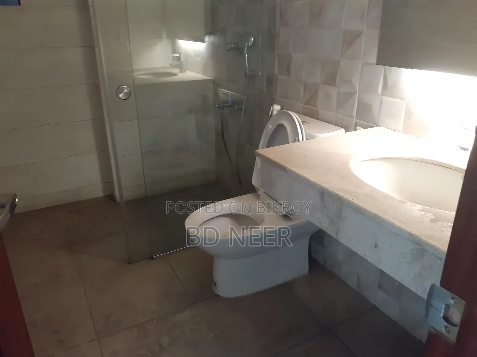 Office 2300 SqFt for Rent in Banani North
