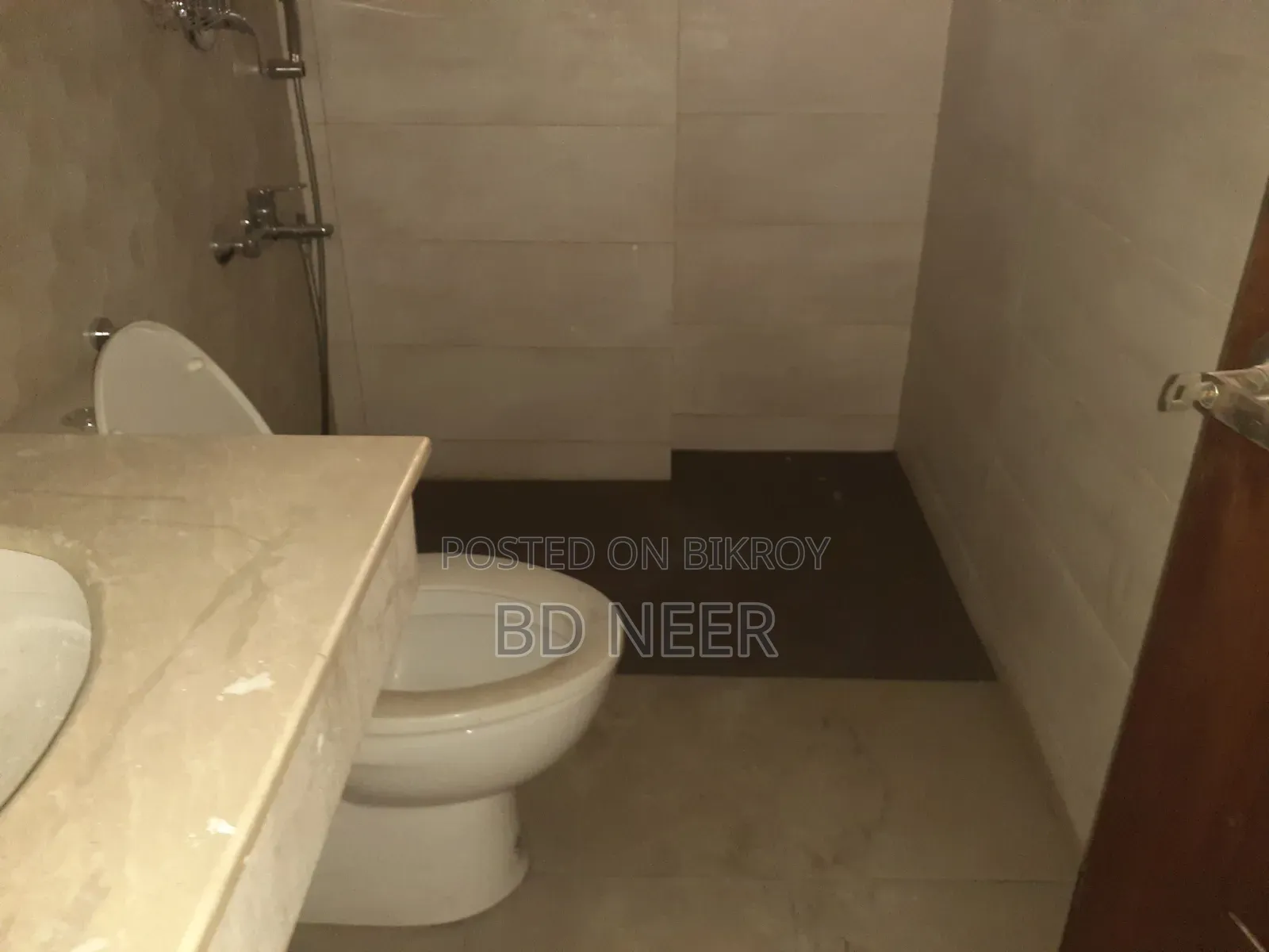 Office 2300 SqFt for Rent in Banani North