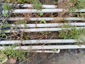সাবমারসিবল পাইপ বিক্রি করা হবে সাইজ সোয়া ইঞ্চি লম্বা ২০ ফিট ৭টা আছে ১৩কেপিআর