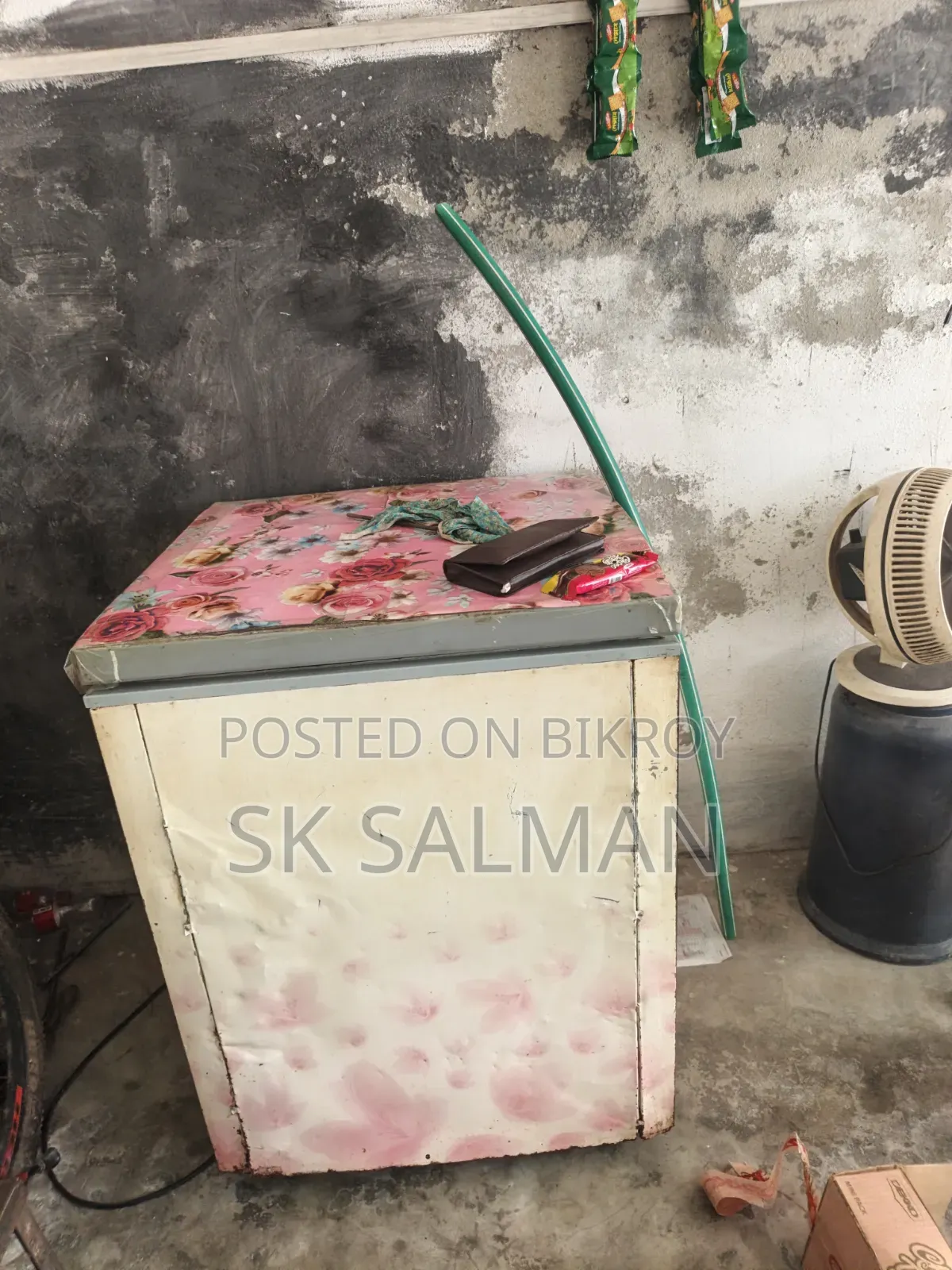 ইমারজেন্সি বিক্রি হবে ফ্রিজ