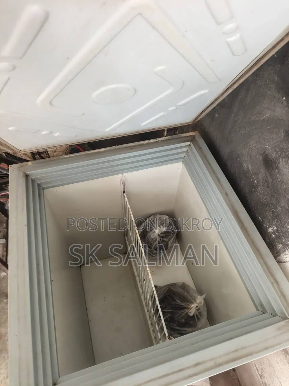 ইমারজেন্সি বিক্রি হবে ফ্রিজ