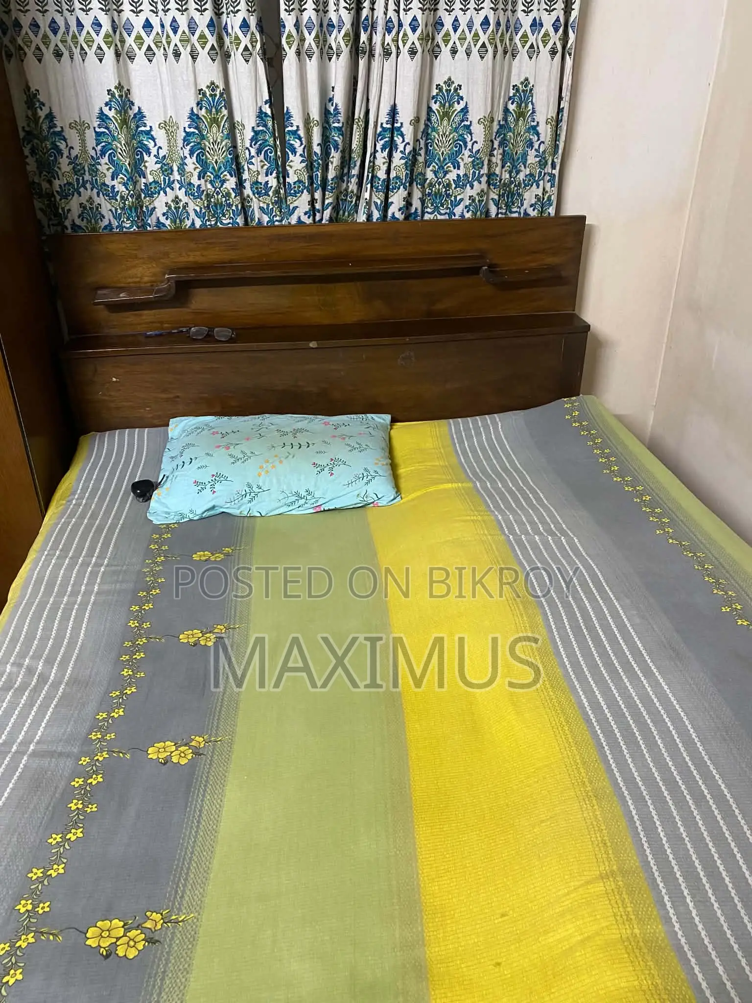 Double Size Bed / Khat Sell Hobe