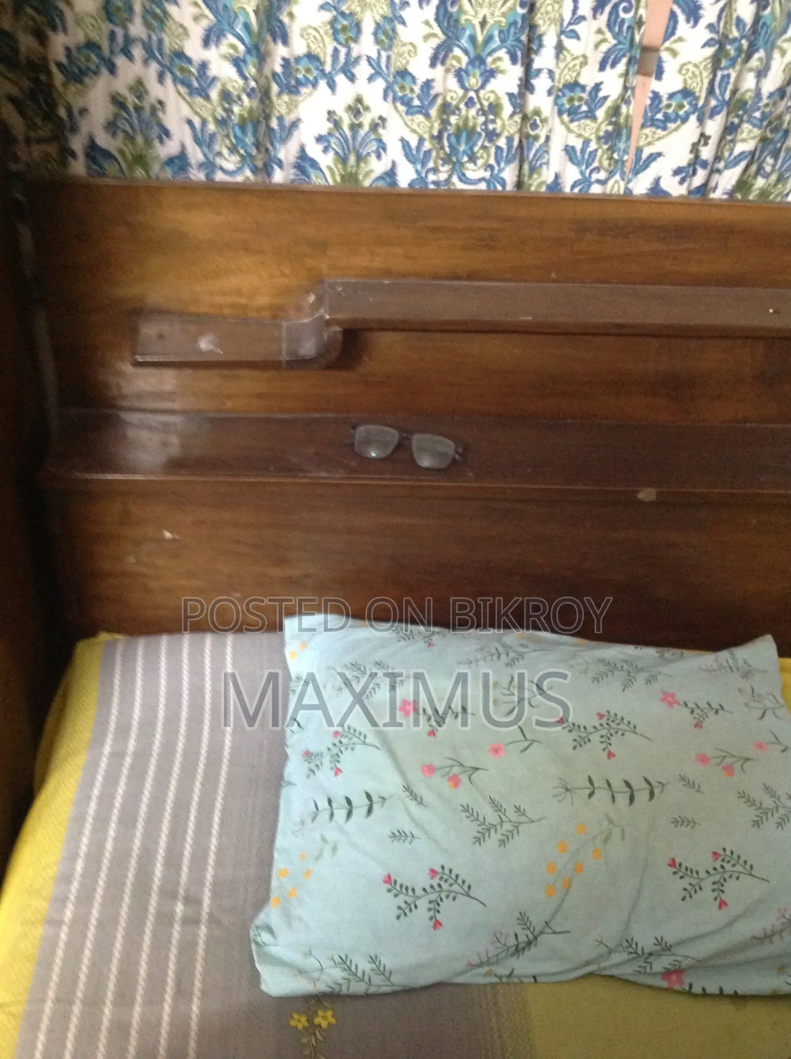 Double Size Bed / Khat Sell Hobe