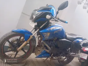 TVS Apache RTR 160 2V 2016 Blue