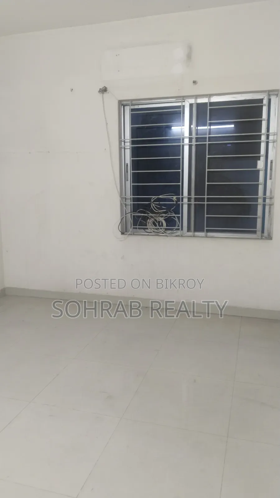 4bdrm Apartment in Sohrab Realty, Uttara for Sale